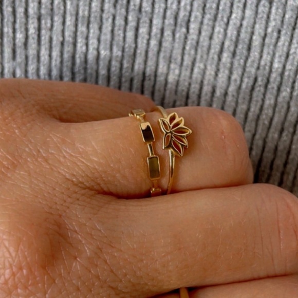 14k Gold Vermeil Ring Dainty Geometric Band - Picture 8 of 9